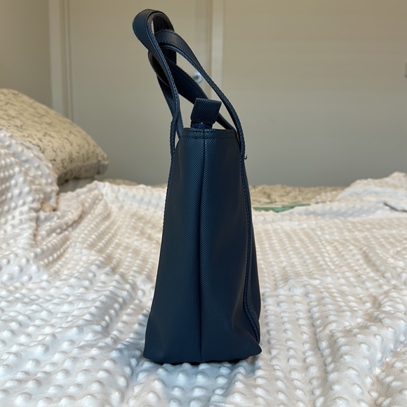LACOSTE Classic Coated Pique Tote Bag - Picture 4 of 9